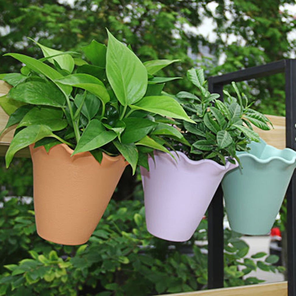 Travelwant Self Watering Hanging Planter, Dua-pots Lazy Flower Pot, White Plastic Wall Hanging Planter Pot with Hooks for Garden Fence, Porch, Wall