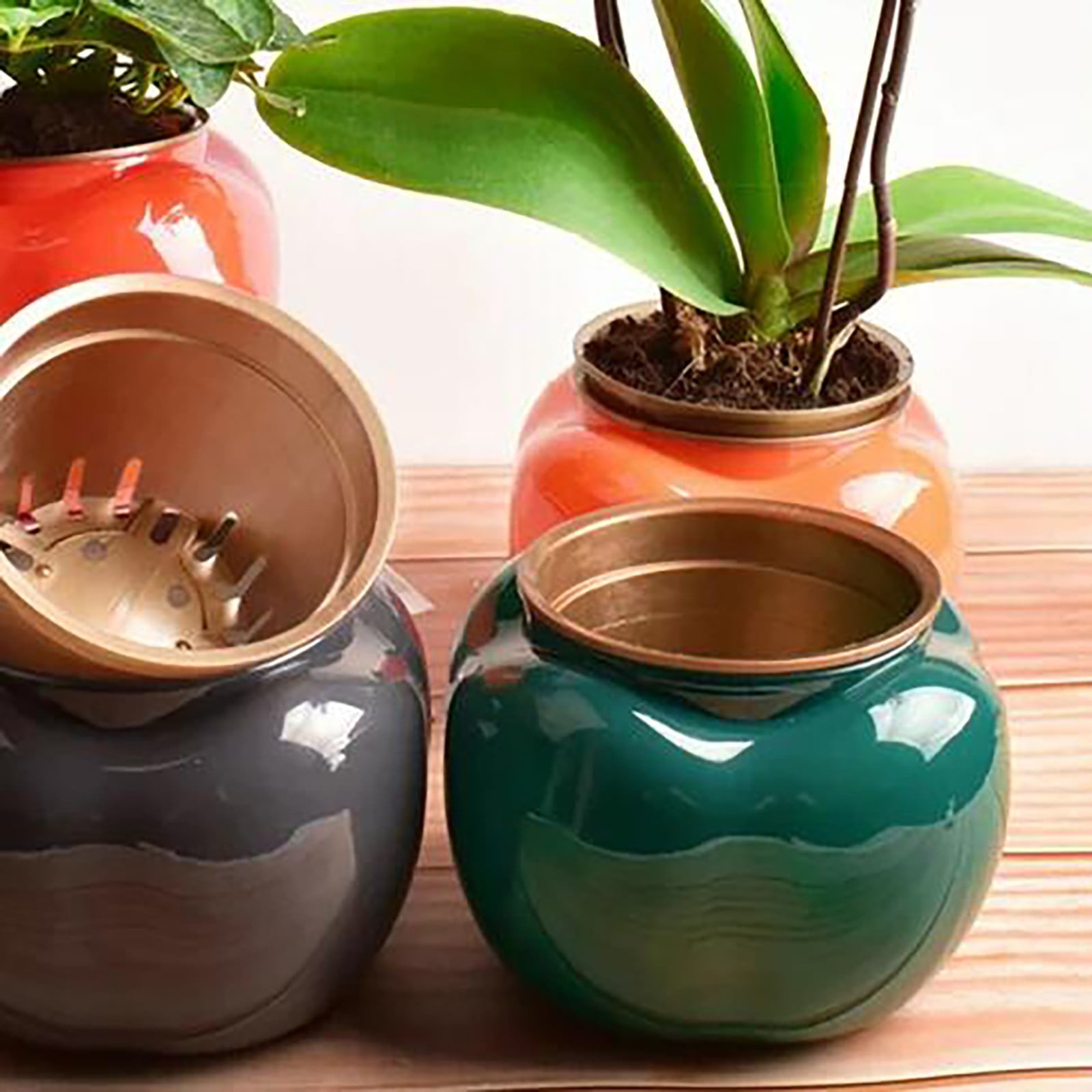 WMGHA 5.3 Inch Self Watering Plastic Planter with Water Container, Modern Decorative Planter Flower Pot for House Plants, Herbs, Aloe, African Violets, Succulents
